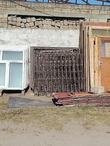 taxda qapi: Taxta pencere 25m Taxta qapı 30m Demir rasotka 100m Plastik pencere — 7