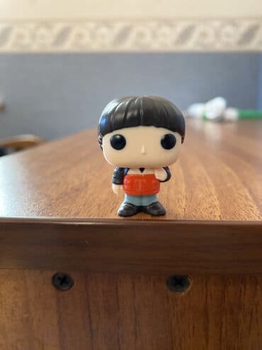 Fiqur, Plastik, rəng - Qara