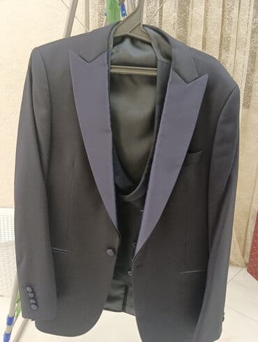 мужские спортивные костюмы брендовые бишкек: Kastyumlar hamısı satılır. hamısı 1 dəfə geyinilib. 3 ü 200azn endirim — 2