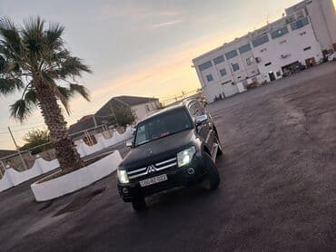 багажник на крышу авто: Mitsubishi Pajero (4x4) off-road SUV - Kuzov: qara rəng, 5 qapı, iri — 9