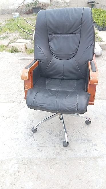 Təkərli, Qolları tənzimlənmir, Süni dəri