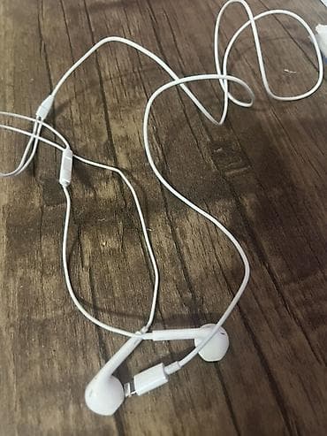 ucuz kalonka: Lightning konnektorlu naqilli qulaqlıq ORGİNAL - Rəng: ağ - Qulaqlıq — 2