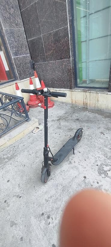 Maksimum sürət 25-30km/saat. Maksimal məsafə 20-25km