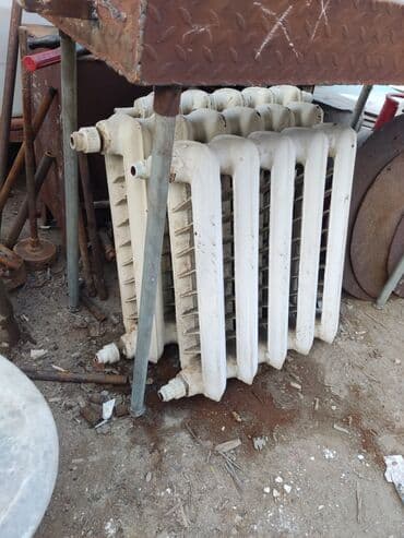 чугунная печь камин: Б/у Секционный Радиатор Чугун, Платная доставка, Платная установка — 1