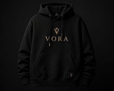 futbolka: VORA brendinin qara streetwear kolleksiyası Məhsullar: - Oversize — 3