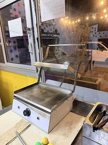 Оборудование для мойки: Çox təcili dönər aparatı və toster SATILIR!Dönərçiyə lazım olan hərşey — 8