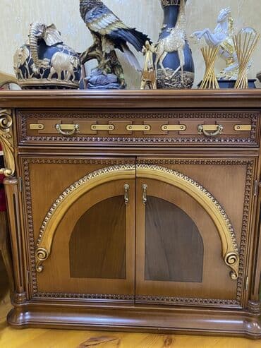 karniz ustasi: Yeni — 3