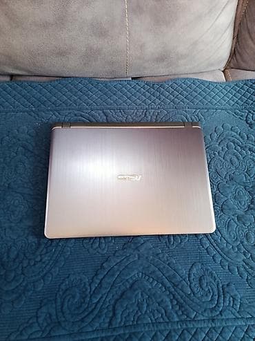 Планшеты: ASUS noutbuk Texniki xüsusiyyətlər: - Ekran: 15.6" (antiparlaq mat — 3