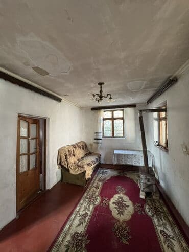 3 otaqlı, 60 kv. m, Təmirsiz