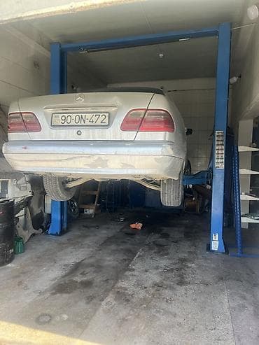 razval balans: Avtoservis və çilingər xidməti - Tam avadanlıqlı servis boksu — 2