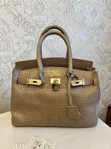 kurtqalar qiymətləri: Heç bir problemi yoxdur,tam səliqəli formadadır.Evin sahibi xaricə — 2