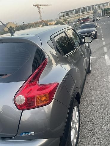 juk: Nissan Juke: 1.6 l | 2012 il Krossover — 6
