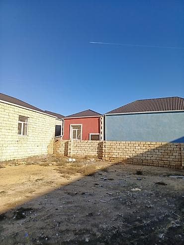 Satılır: həyət evi - 1 mərtəbəli fərdi yaşayış evi, künc hasarlı