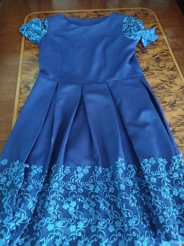 Donlar: Zərif dizaynlı qız paltarı - Rəng: tünd mavi (navy) tonlarda - Model — 5