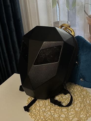 robot əlcək: LED ekranlı sərt qabıqlı “robot üzü” bel çantası - Ön hissədə iki — 6