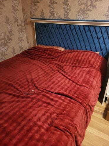 İkinəfərlik çarpayı, Dolab