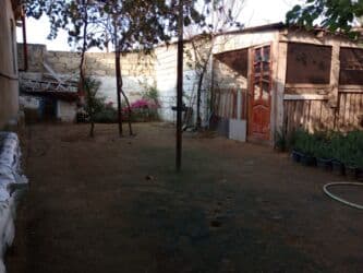 bakida saatliq evler: Balaxanı qəs. 4 otaqlı, 200 kv. m, Kredit yoxdur, Orta təmir — 8