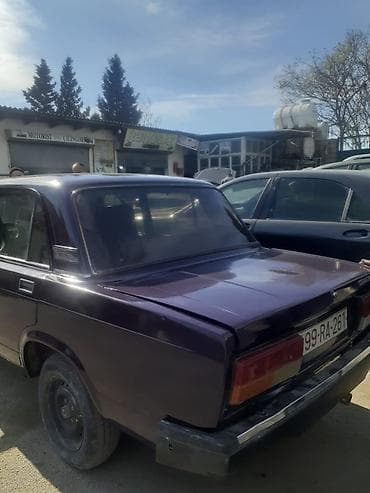 2107 oturacaqlari: VAZ (LADA) 2107: 1.6 l | 1997 il 32400 km Sedan — 2