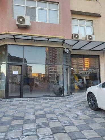 sumqayitda arenda obyekt: Xətai metrosunun yaxınlığında yerləşən ümumi sahəsi 150kv,m olan,3 — 8