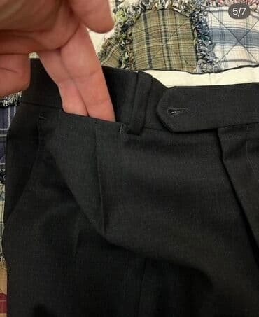 приталенные мужские костюмы: Классические Мужские брюки, цвет - Черный — 4