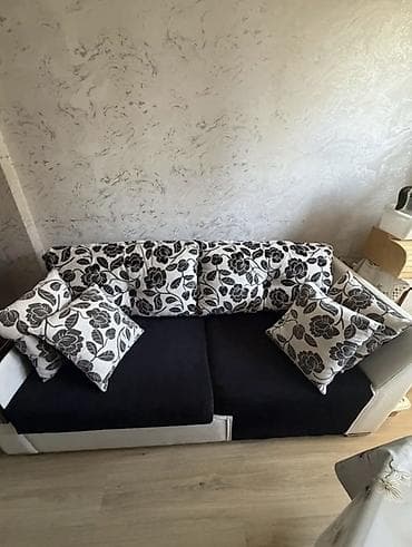 Qara-ağ rəng palitrasında divan - Oturacaq: iki hissəli, yumşaq və — 2