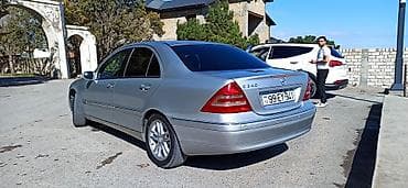 diski mersedes: Mercedes-Benz C-Class: 2.4 l | 2000 il Sedan — 6