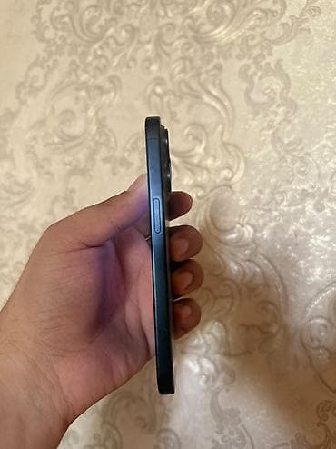 hp 15: IPhone 15 Pro, 128 GB — 6