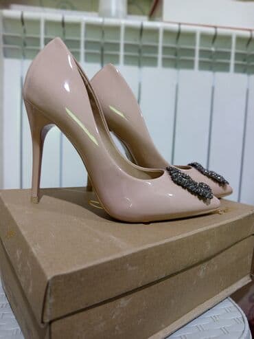 qadın gödəkçə: Məhsul: Qadın klassik tufliləri - Rəng: Pudra/nyud - Material: Parlaq — 2