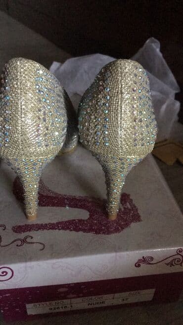 женские бирюзовые туфли: Tuflilər, Ölçü: 38, rəng - Qızılı, Yeni — 2