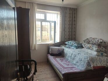 yevlaxda evler: 3 otaqlı, 3 kv. m, Təmirsiz — 7