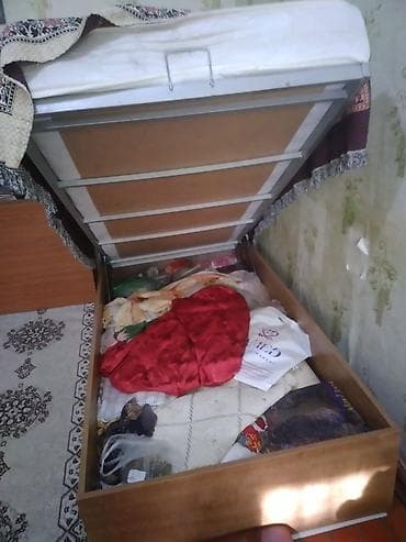 krovat: İşlənmiş, Təknəfərlik çarpayı, Bazalı, Matras ilə, Siyirməsiz — 3