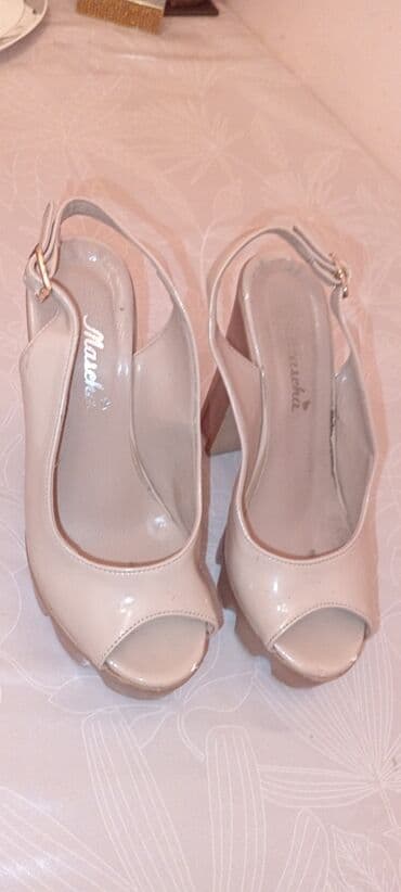 домашние женские тапочки балетки: Туфли, Размер: 36, цвет - Бежевый, Б/у — 1