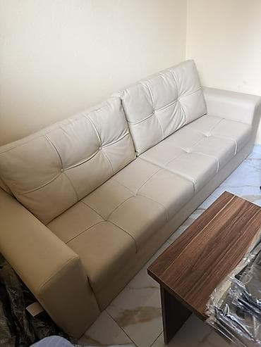 Divan, İşlənmiş, Açılmayan, Bazasız, Süni dəri, Çatdırılma yoxdur