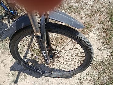 Şəhər və yüngül off-road üçün uyğun velosiped təkər-bantı və ön hissə