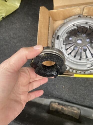 Digər sürət qutusu detalları: Mufta dəsti – disk, səbət və sərbəst buraxma podşipniki - Növ — 3