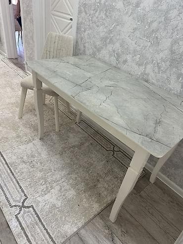 demir stullar: Mətbəx/Qonaq otağı üçün stol-stul dəsti - Dəst: 1 stol + 4 stul — 1