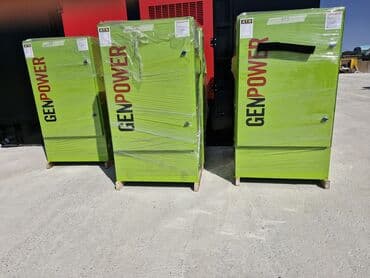 generator: Yaşıl və göy rəngli Genpower dizel generatoru. Elektrik enerjisi tələb — 4