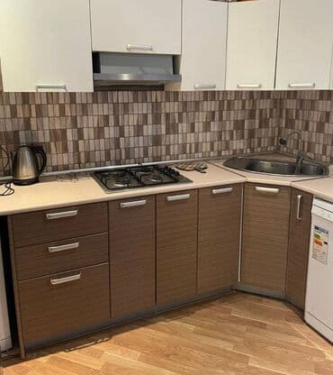 xırdalan günlük evlər: 3 otaqlı, Xətai r. r-nu — 14