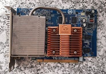 Kompüter ehtiyyat hissələri: Videokart satılır 256MB VGA DVI 🟢 Elana qoymadıyım kompüter — 1