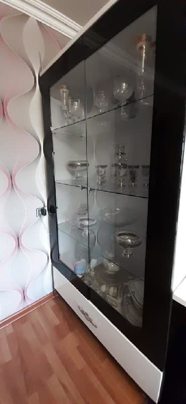 купить бу шкаф для одежды: İşlənmiş, Açılan, 2 qapılı Düz dolab, Servant — 1