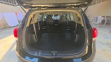 mini cps: Kia Carens (qara rəng), ili 2016, 7 yerlik rahat ailə miniveni — 8