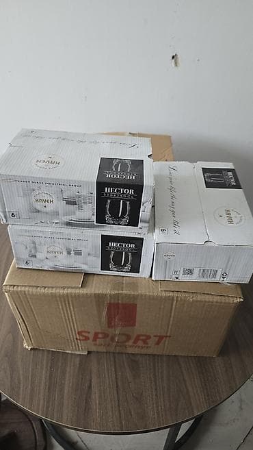 real boya: İçərişəhərdə yerləşən restoran bağlandığı üçün içindəki — 7