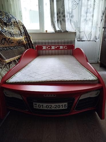 yataq matrasi: Uşaq üçün maşın formalı çarpayı - Rəng: qırmızı - Ön paneldə idman — 1