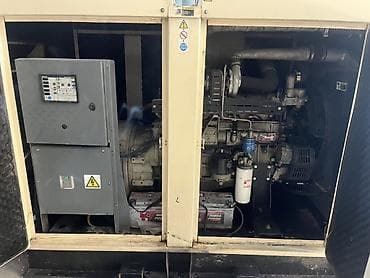 seyflerin satışı: Real power 200 kva iwleme saati 10 saat Səssiz korpuslu dizel — 2