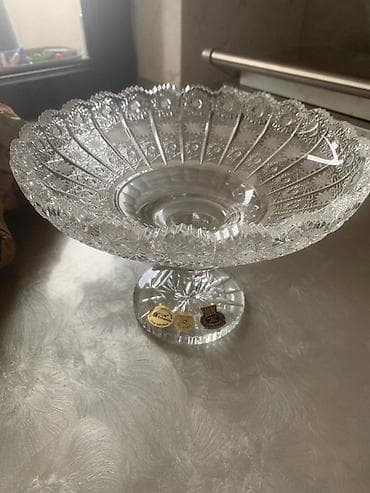 Meyvə qabı /Cexin di . İslenmeyib . Qutusunda . 2 ededdir Cütü :400