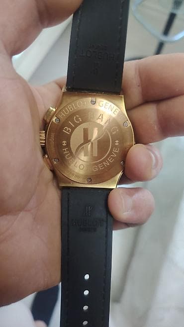 saat kreditle: Qol saatı, Hublot, rəng - Qara — 2