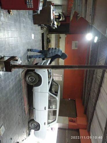 yeni yasamalda yeni tikili binalar: Neftçilər metrosunun yaxınlığında obyekt(Elektrik ücün malyar üçün — 4