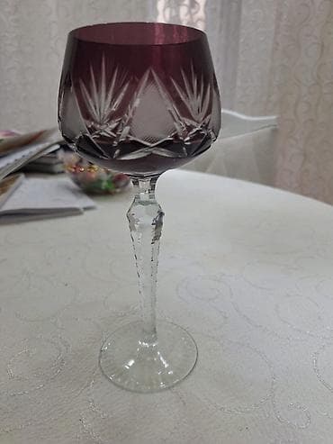 pivə bakal: Qədəhlər, rəng - Bənövşəyi, Xrustal, 1 əd — 1
