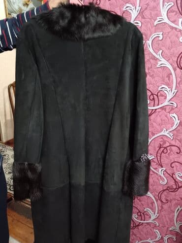 türk istehsalı olan qadın şubaları: Kürk, rəng - Qara — 9