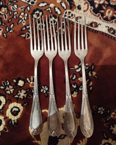 Məhsul: Gümüş çəngəl dəsti - Miqdar: 6 ədəd (4 ədəd eyni naxışlı uzun